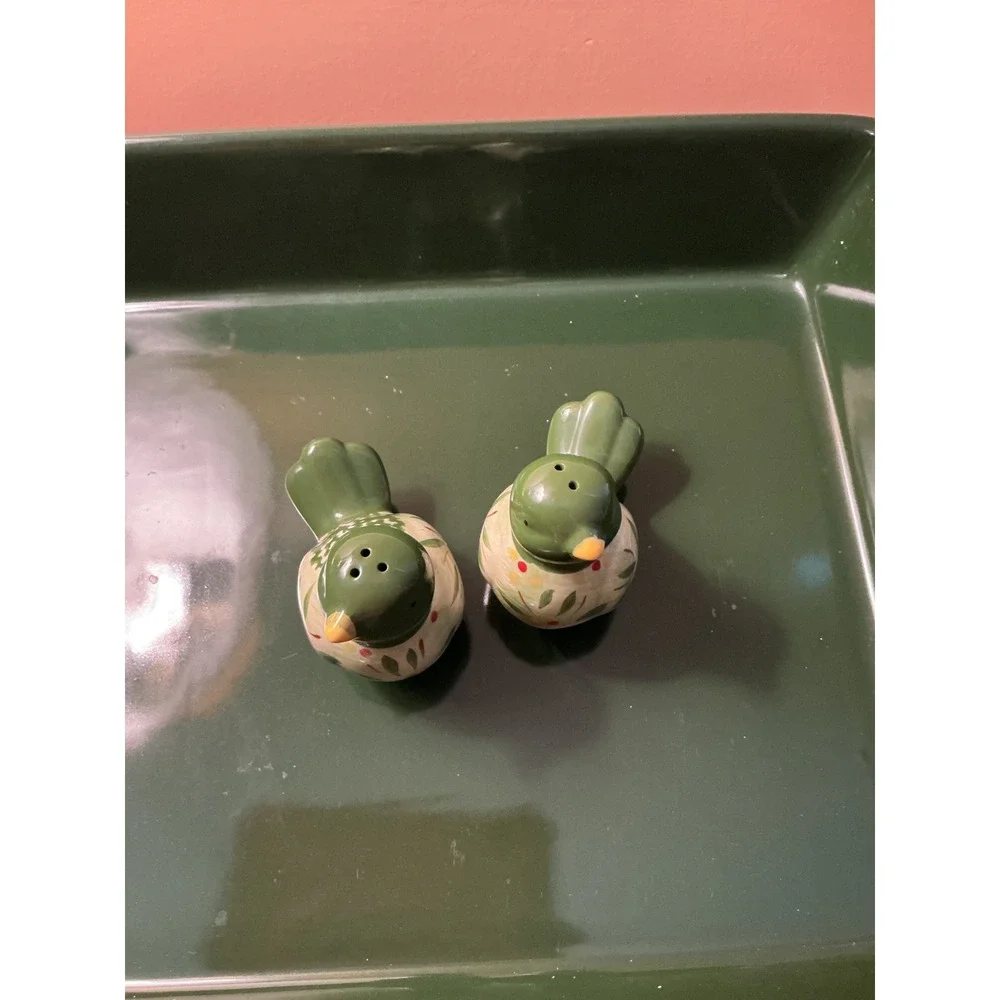Temp-tations Old World Green 8pc Vintage Casserole Serving Set Bird S&P Shakers
